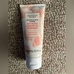 Victoria secret BODY CARE Coconut Milk & Rose Intimate Cream to Powder
